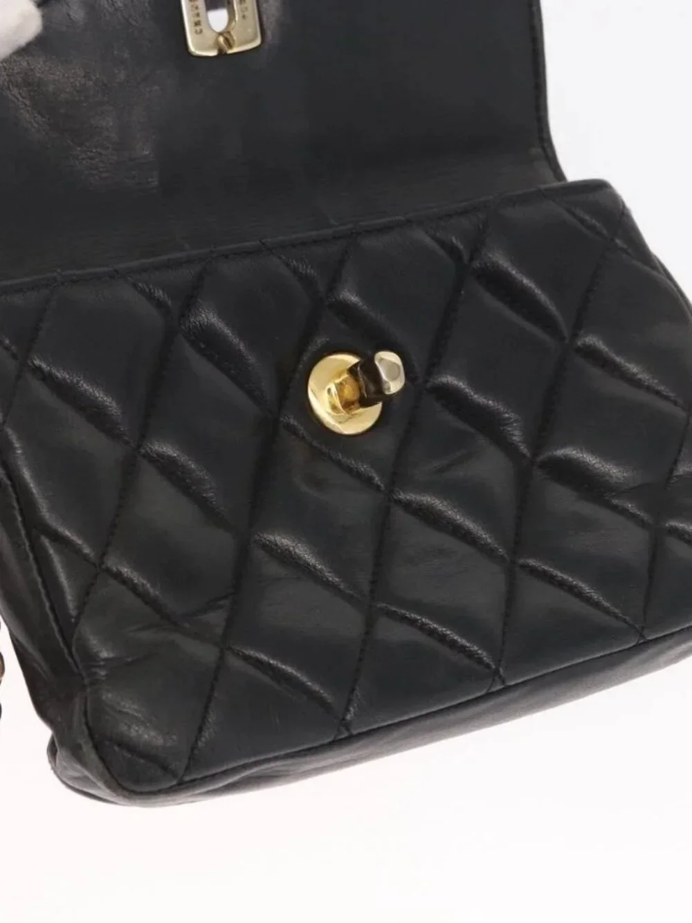 CHANEL Matelasse Waist bag Lamb Skin Black Gold CC Auth am10530